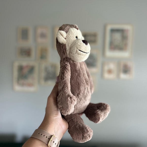 Jellycat Bashful Monkey - Authentic & BNWT!🐒 - Picture 2 of 6